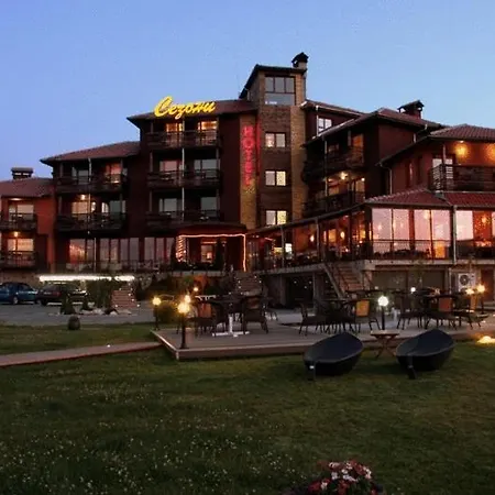 Seasons Hotel Tsigov Chark